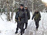Территория в районе Лосиноостровского национального парка в Москве патрулируется усиленными нарядами милиции и подразделениями внутренних войск