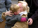 Юноша захватил в заложники школьников и учительницу, чтобы достойно похоронить своего деда Юноша захватил в заложники школьников и учительницу, чтобы достойно похоронить своего деда