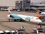Самолет японской авиакомпании совершил экстренную посадку из-за неполадок в двигателе
