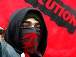 В центре Праги анархисты мешают ужинать участникам саммита НАТО В центре Праги анархисты мешают ужинать участникам саммита НАТО