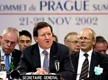 К вступлению в НАТО на пражском саммите приглашено семь стран