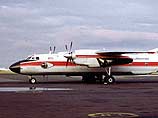 Самолет Ан-26 совершил аварийную посадку