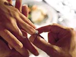 По существующим в Китае правилам, желающие официально зарегистрировать семью партнеры должны пройти обязательный медицинский осмотр, по результатам которого и получают разрешение на брак