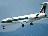 Самолет MD-80 следовал рейсом из Болоньи (Италии) а Париж (Франция). На его борту было 57 пассажиров. Рейс вылетел из Болоньи в 14:10 по местному времени