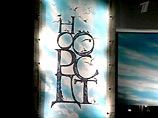 Восемь бывших заложников "Норд-Оста" требуют от правительства Москвы 7,5 млн долларов компенсации Восемь бывших заложников "Норд-Оста" требуют от правительства Москвы 7,5 млн долларов компенсации