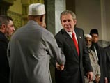 Джордж Буш поблагодарил американских мусульман за поддержку ими национальных идеалов свободы и справедливости