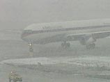 Более 40 авиарейсов отложены в Токио из-за снегопада