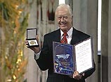 Вначале церемония вручения Нобелевской премии прошла в Осло, где премию мира 2002 года получил бывший президент США Джимми Картер