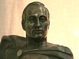 Люберецкий скульптор изваял Путина в образе римлянина, а Чубайса сделал алхимиком