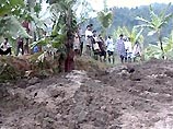 Не менее 50 человек оказались погребены в толще грязи у 3 источников термальных вод и в бассейне неподалеку от населенного пункта Пасет Не менее 50 человек оказались погребены в толще грязи у 3 источников термальных вод и в бассейне неподалеку от населенного пункта Пасет