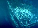 Экипажу французского батискафа "Наутилус" удалось заделать одну из трещин в борту затонувшего у берегов Испании танкера "Престиж"