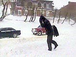 Во Владивостоке объявлено штормовое предупреждение из-за снежного циклона