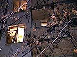 Взрывом повреждены двери трех квартир, выходивших на лестничную клетку, где, по всей вероятности, было заложено взрывное устройство