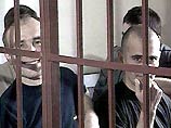 Трое чеченцев, экстрадиции которых добивается Россия, попросили у Шеварднадзе политического убежища Трое чеченцев, экстрадиции которых добивается Россия, попросили у Шеварднадзе политического убежища
