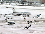 Из-за голодовки диспетчеров закрыт аэропорт в Новосибирске Из-за голодовки диспетчеров закрыт аэропорт в Новосибирске