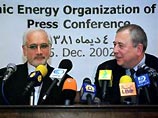 Глава иранского агентства по атомной энергии Голам Реза Агазаде и глава Минатома России Александр Румянцев подписали соглашение, предусматривающее ускорение строительства АЭС в Бушере
