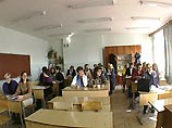 В Амурской области учителя получают зарплату по жребию В Амурской области учителя получают зарплату по жребию