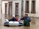 Всего через 4 месяца после "наводнения века" Германии снова грозит паводок по всей стране