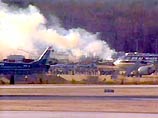 Небольшой пассажирский турбовинтовой самолет Beech 1900 врезался при взлете в ангар в международном аэропорту города Шарлотт (штат Северная Каролина) Небольшой пассажирский турбовинтовой самолет Beech 1900 врезался при взлете в ангар в международном аэропорту города Шарлотт (штат Северная Каролина)