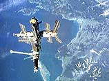Космонавт Бударин, которого NASA не выпускает в открытый космос, не потеряет в зарплате