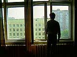 36-летний чиновник выбросился из окна квартиры на 5-м этаже 36-летний чиновник выбросился из окна квартиры на 5-м этаже