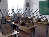 Учителя на Алтае объявили забастовку