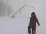 Сильный снег идет в Усть-Большерецком, Елизовском районах области и в Петропавловске-Камчатском. Скорость ветра, по данным Камчатского гидрометеоцентра, достигает 15 - 20 м/сек