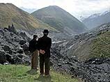 Правительство Северной Осетии поставило задачу найти пропавших без вести в результате схода ледника в Кармадонском ущелье 20 сентября 2002 года