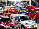 "КамАЗы" вышли на первое место в ралли "Дакар-2003" "КамАЗы" вышли на первое место в ралли "Дакар-2003"