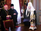 Делегация итальянского города Терни передала в дар Патриарху Алексию II частицу мощей священномученика Валентина Интерамского Делегация итальянского города Терни передала в дар Патриарху Алексию II частицу мощей священномученика Валентина Интерамского