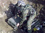 Переносной зенитно-ракетный комплекс "Игла" обнаружен в ходе проведения плановых мероприятий федеральными силами в районе населенного пункта Дуба-Юрт Шалинского района Чечни Переносной зенитно-ракетный комплекс "Игла" обнаружен в ходе проведения плановых мероприятий федеральными силами в районе населенного пункта Дуба-Юрт Шалинского района Чечни