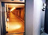 Иракская оппозиция утверждает, что семьи высокопоставленных руководителей Ирака и офицеров контрразведки размещены в бомбоубежищах в окрестностях Багдада Иракская оппозиция утверждает, что семьи высокопоставленных руководителей Ирака и офицеров контрразведки размещены в бомбоубежищах в окрестностях Багдада