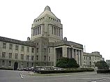 Неизвестный устроил пожар в здании парламента Японии