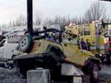 Водитель спасся, катапультировавшись из джипа и застряв в электропроводах на высоте 10 метров Водитель спасся, катапультировавшись из джипа и застряв в электропроводах на высоте 10 метров