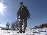 В Чечню прибыла тысяча специалистов для разминирования местности и восстановления дорог В Чечню прибыла тысяча специалистов для разминирования местности и восстановления дорог