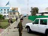 В случае начала военной акции США против Ирака руководство страны может взять в заложники инспекторов ООН, проводящих проверки промышленных объектов, и использовать их в качестве живого щита В случае начала военной акции США против Ирака руководство страны может взять в заложники инспекторов ООН, проводящих проверки промышленных объектов, и использовать их в качестве живого щита