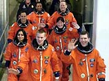 В экипаж Columbia, запущенного 16 января (1+6=7), входили 7 астронавтов. Они пробыли на орбите 16 дней. Шаттл, который должен был совершить посадку в 7:45 (7+4+5=16) вечера по местному времени, взорвался за 16 минут до этого