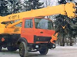 Угнанные из России автокраны чеченские боевики превращали в ракетные установки Угнанные из России автокраны чеченские боевики превращали в ракетные установки