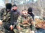 "Масхадов является таким же террористом, как Басаев или известный террорист Абу аль-Валид, который находится в международном розыске, как и сам Масхадов", - заявил он в воскресенье журналистам на пресс-конференции в Мюнхене "Масхадов является таким же террористом, как Басаев или известный террорист Абу аль-Валид, который находится в международном розыске, как и сам Масхадов", - заявил он в воскресенье журналистам на пресс-конференции в Мюнхене