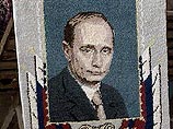 Российские чиновники встали в очередь за ковром с портретом президента