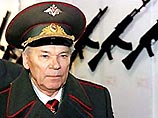 Михаил Калашников, создатель самого знаменитого в мире автомата, живущий на очень маленькую пенсию, разрешил использовать свое имя германской фирме MMI Михаил Калашников, создатель самого знаменитого в мире автомата, живущий на очень маленькую пенсию, разрешил использовать свое имя германской фирме MMI