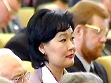 Буратаева назвала Шандыбина идиотом и заявила, что тот не умеет драться Буратаева назвала Шандыбина идиотом и заявила, что тот не умеет драться