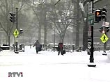 Мощный снегопад парализовал сегодня жизнь значительной части восточного побережья США Мощный снегопад парализовал сегодня жизнь значительной части восточного побережья США