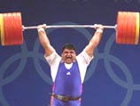 Чемпион мира по тяжелой атлетике Хоссейн Резазаде совершил свадебный обряд в священном храме Бейт аль-харам в Мекке Чемпион мира по тяжелой атлетике Хоссейн Резазаде совершил свадебный обряд в священном храме Бейт аль-харам в Мекке
