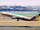 Пассажирский самолет А300-600 японской авиакомпании Japan Air System Пассажирский самолет А300-600 японской авиакомпании Japan Air System
