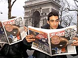 На первой полосе специального выпуска, бесплатно распространявшегося в Париже в минувший четверг, Ширак представлен в виде головы длинного червяка, вылезающего из центра треснувшей Франции