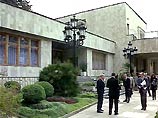 Глав стран СНГ возили по Сочи на краденом автобусе Глав стран СНГ возили по Сочи на краденом автобусе