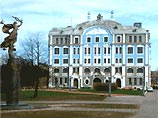 Заместитель главкома ВМФ адмирал Михаил Захарченко отправился в воскресенье в Санкт- Петербург, чтобы провести расследование в связи с сообщениями о фактах неуставных взаимоотношений в Нахимовском военно-морском училище Заместитель главкома ВМФ адмирал Михаил Захарченко отправился в воскресенье в Санкт- Петербург, чтобы провести расследование в связи с сообщениями о фактах неуставных взаимоотношений в Нахимовском военно-морском училище