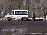 По словам представителя информационного управления, ежедневно в московскую милицию поступает несколько тысяч звонков от людей, которые якобы видели сбежавшего преступника По словам представителя информационного управления, ежедневно в московскую милицию поступает несколько тысяч звонков от людей, которые якобы видели сбежавшего преступника