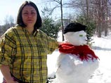 Кристал Линн с "неприличным" снеговиком